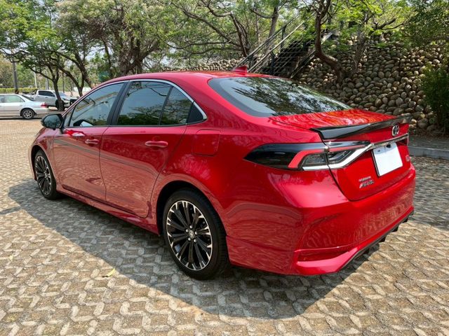 GR SPORT 獨立雙A臂懸吊 ACA主動轉向輔助 17吋鋁圈 ACC跟車 I-KEY 雙前跑車座椅 盲點偵測 定速  第17張相片