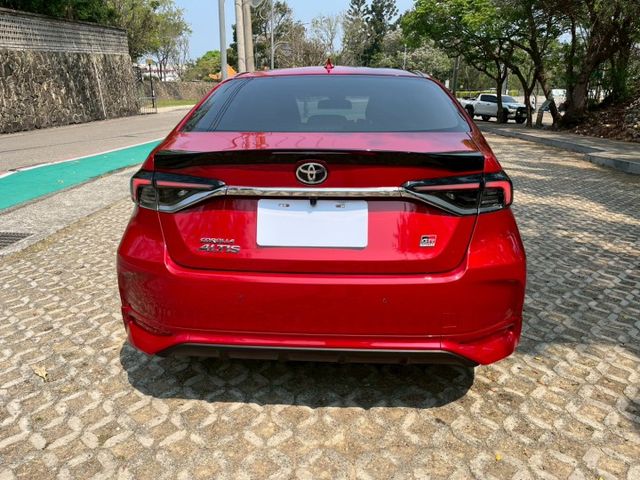 GR SPORT 獨立雙A臂懸吊 ACA主動轉向輔助 17吋鋁圈 ACC跟車 I-KEY 雙前跑車座椅 盲點偵測 定速  第20張相片