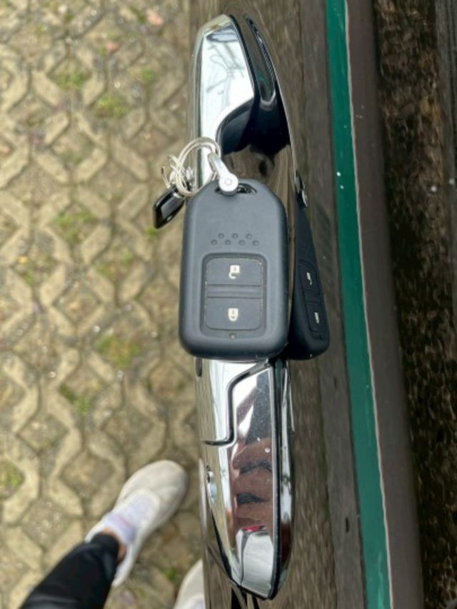 S版 LED頭燈 中控螢幕 衛星導航 倒車顯影 I-KEY  第10張相片