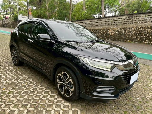 S版 LED頭燈 中控螢幕 衛星導航 倒車顯影 I-KEY  第16張相片