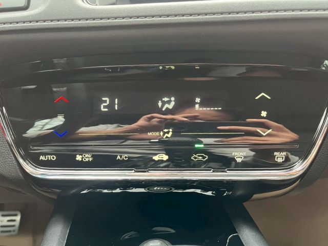 S版 LED頭燈 中控螢幕 衛星導航 倒車顯影 I-KEY  第20張相片