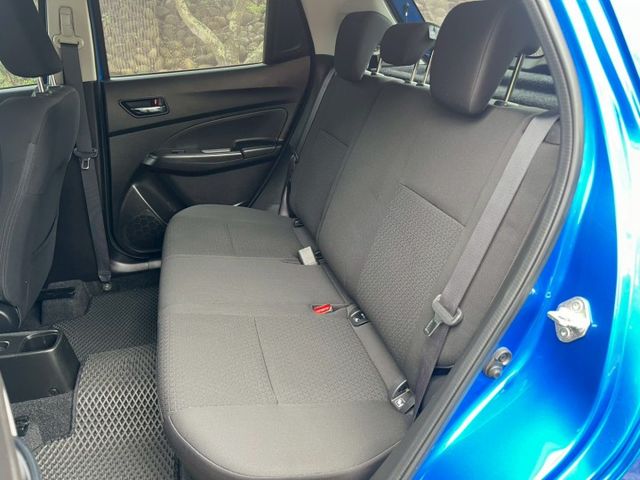 1.0 GLX 直列3缸 渦輪增壓 實跑5萬KM 里程保證 I-KEY 電動折疊後視鏡 換檔撥片  第6張相片