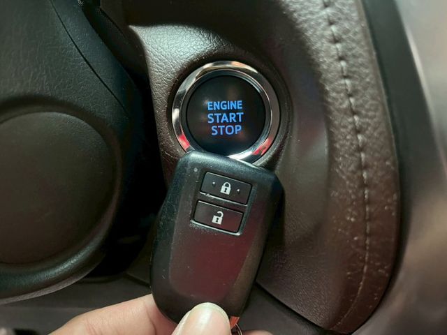 豪華版 I-KEY 免鑰匙 恆溫 實跑5萬KM 里程保證 代步車首選  第20張相片