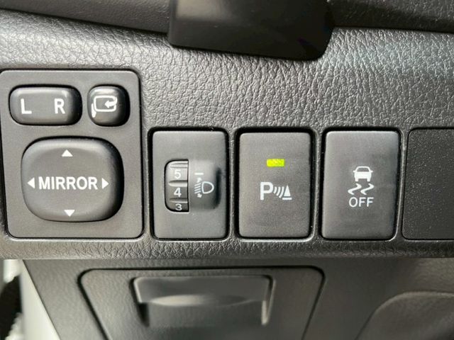 I-KEY免錀匙 / 定速 / 恆溫 / 里程保證 實跑7萬KM  第13張相片