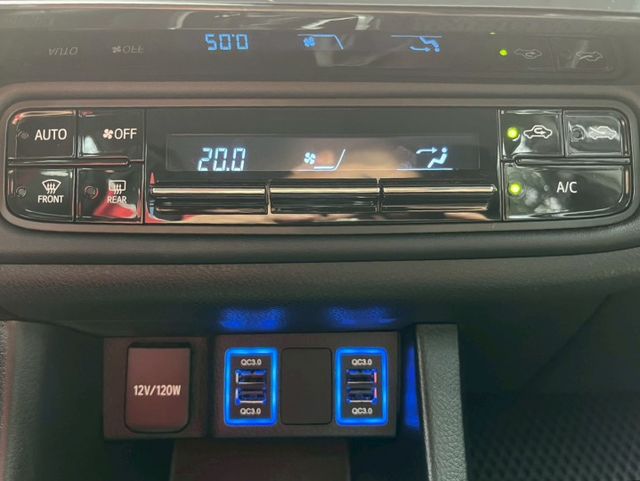 I-KEY免錀匙 / 定速 / 恆溫 / 里程保證 實跑7萬KM  第17張相片