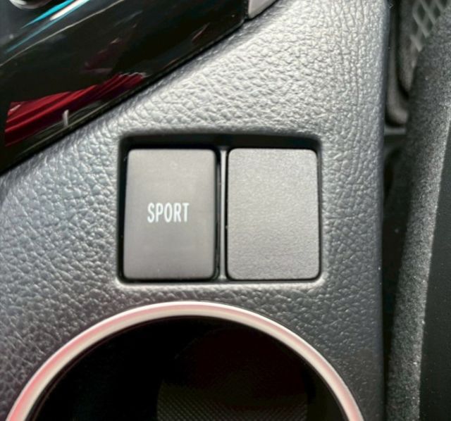 I-KEY免錀匙 / 定速 / 恆溫 / 里程保證 實跑7萬KM  第18張相片