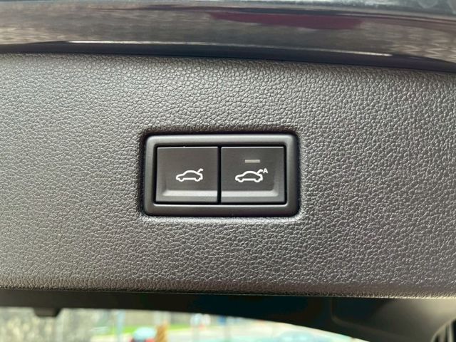 腳踢尾門 4WD 原廠保養 四條輪胎+煞車皮全新  第3張相片