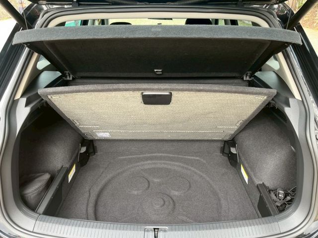 腳踢尾門 4WD 原廠保養 四條輪胎+煞車皮全新  第17張相片