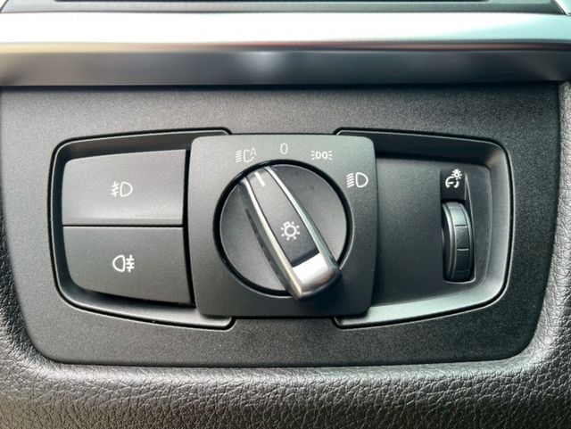 3 SERIES SEDAN F30  第12張相片