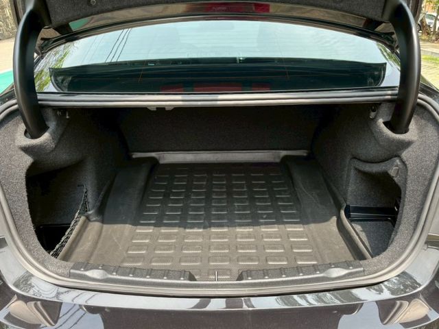 3 SERIES SEDAN F30  第15張相片