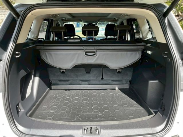 KUGA  第4張相片