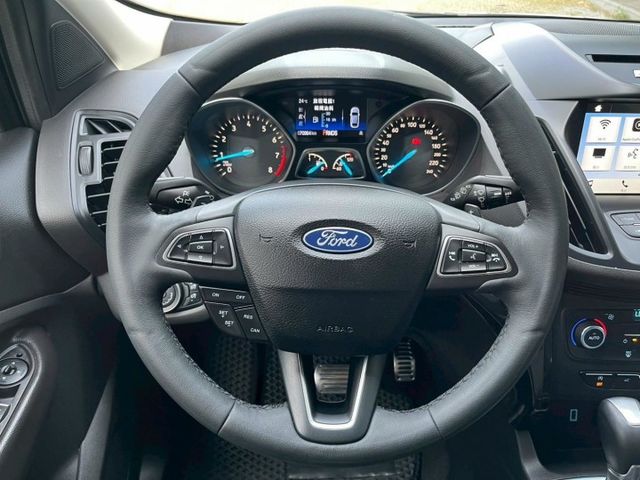 KUGA  第13張相片