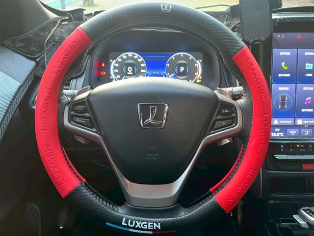 環景 換檔撥片 電動尾門 中控大螢幕  第10張相片