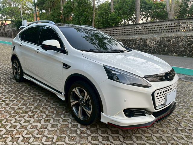 環景 換檔撥片 電動尾門 中控大螢幕  第11張相片