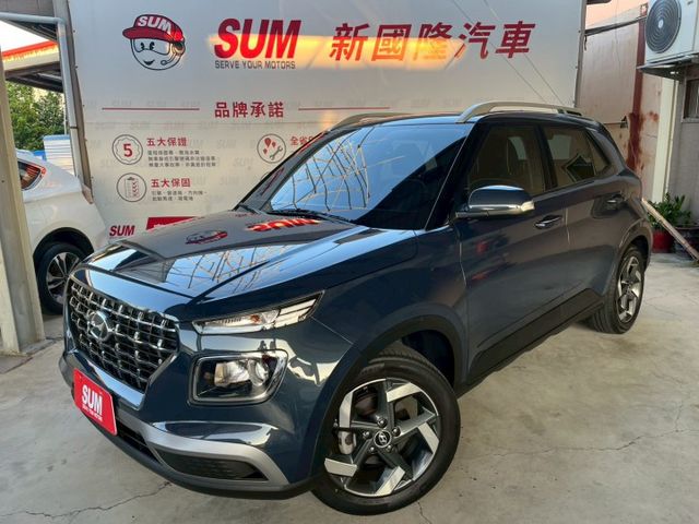 GLC版 LED日行燈/尾燈 恆溫 I-KEY 免鑰匙 定速 倒車顯影 AEB自動緊急煞車 遠光燈自動控制  第1張相片