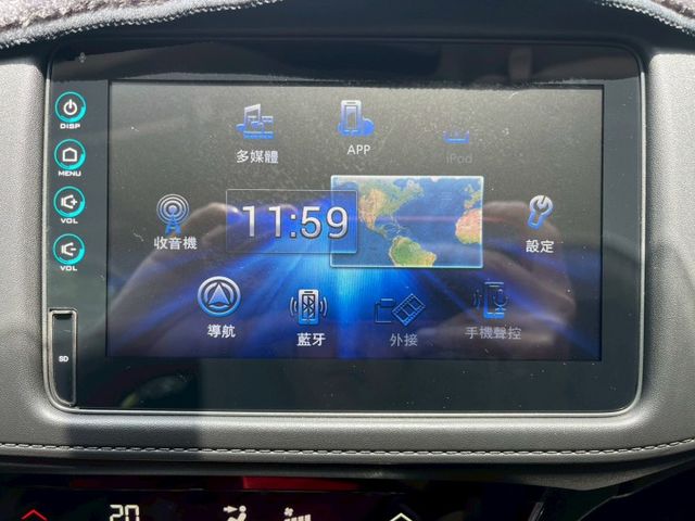 頂級S版 全車空力套件 加裝盲點偵測 LED頭燈 換檔撥片 倒車顯影 ECON節能 恆溫 前後行車記錄器  第6張相片