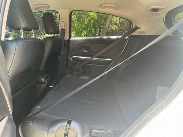 頂級S版 全車空力套件 加裝盲點偵測 LED頭燈 換檔撥片 倒車顯影 ECON節能 恆溫 前後行車記錄器  第12張相片
