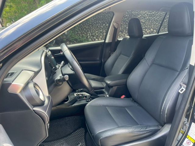2.0 尊爵版 LED頭燈 定速 恆溫 TSS主動式安全防護 CAR PLAY 抗UV玻璃 ECO MODE/SPORT  第3張相片