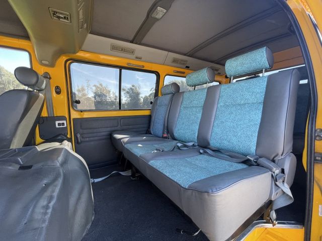 8人座 正時皮帶已更換完畢 全車全新隔熱紙 買回去無需再花錢 !!  第7張相片