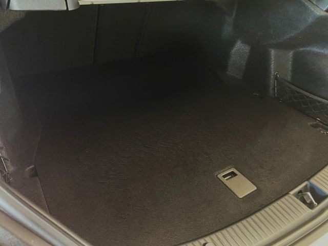 低里程/全車原鈑件/盲點/摸門/全景天窗/LED頭燈/柏林之音/定速  第10張相片