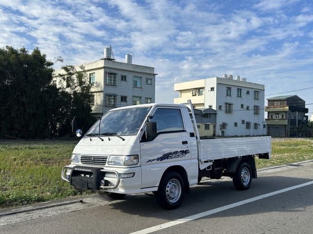 一手車/無待修/車況良好/全車整理完畢  第1張相片