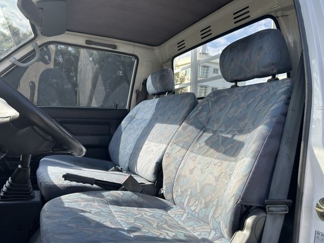 一手車/無待修/車況良好/全車整理完畢  第7張相片
