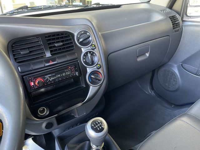 《6人座雙廂》 全車如新/升降機/全車原鈑件/原廠檢查無待修/即日起購買贈送4路行車紀錄器  第17張相片