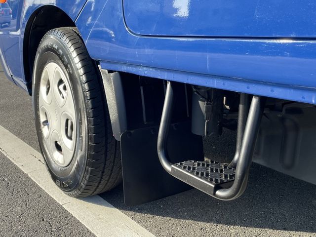 《6人座雙廂》 全車如新/全車原鈑件/原廠檢查無待修/即日起購買贈送4路行車紀錄器  第8張相片