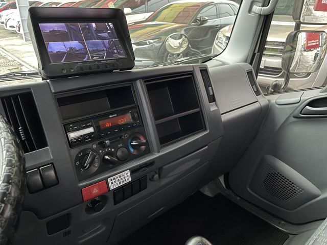 11.5呎特製車廂/手排/全車如新/車廂製作法規最長最寬最高  第9張相片