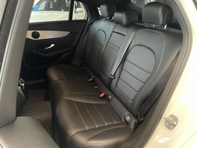 四輪驅動/23P跟車系統/自動停車/I-KEY/盲點/360環景/電動尾門/電動記憶座椅  第8張相片