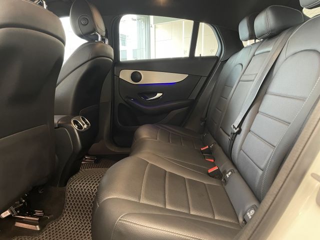 四輪驅動/23P跟車系統/自動停車/I-KEY/盲點/360環景/電動尾門/電動記憶座椅  第9張相片