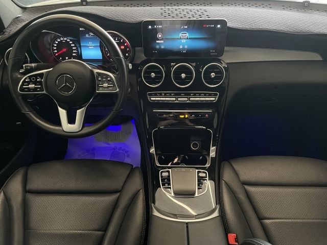 四輪驅動/23P跟車系統/自動停車/I-KEY/盲點/360環景/電動尾門/電動記憶座椅  第10張相片