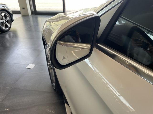 四輪驅動/23P跟車系統/自動停車/I-KEY/盲點/360環景/電動尾門/電動記憶座椅  第16張相片