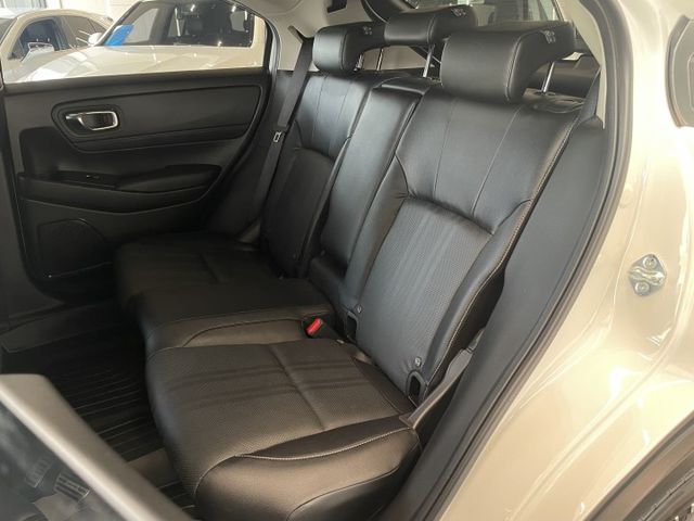 S+勁化版/ACC跟車/車偏警示/巡跡防滑/胎壓監控/倒車顯影/摸門  第8張相片