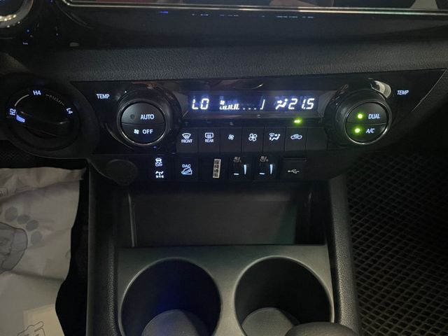 加裝露營裝備/僅跑6000公里/盲點/360環景/ACC跟車/車偏警示/I-KEY/抬顯/CarPlay  第15張相片