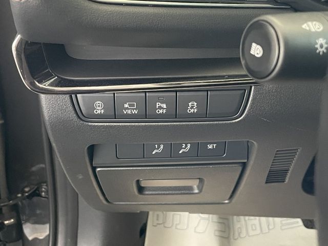 ACC跟車/車偏/巡跡防滑/盲點/360環景/抬顯/摸門/電動記憶椅/換檔撥片/BOSE音響/氣氛燈  第14張相片
