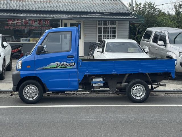 一年僅跑5000公里/車況漂亮無待修/可立即上路賺錢  第2張相片