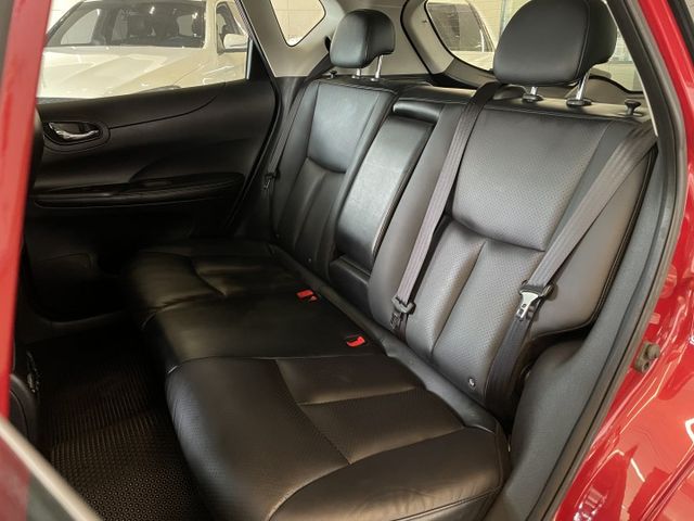 豪華版/倒車顯影/抬頭顯示器/省油省稅/代步車首選  第7張相片