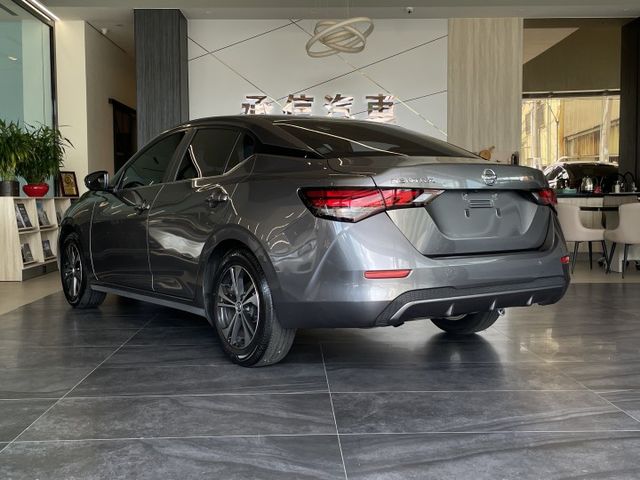 尊爵智駕版/ACC跟車/車偏警示/盲點/360環景/分區恆溫空調/CarPlay  第4張相片