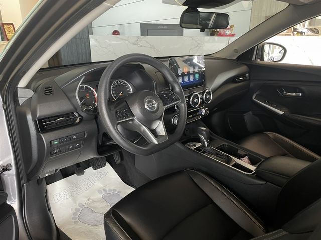 尊爵智駕版/ACC跟車/車偏警示/盲點/360環景/分區恆溫空調/CarPlay  第11張相片