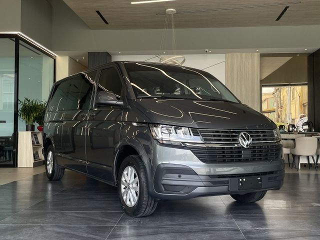 T6 150L/九人座/定速/循跡防滑/斜坡起步/倒車顯影/恆溫空調/CarPlay  第1張相片