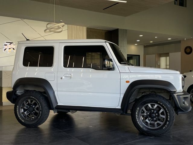 1.5GLX/市場稀有白色/定速/車偏警示/陡坡緩降/自動急煞/後視鏡除霧/安卓機  第3張相片