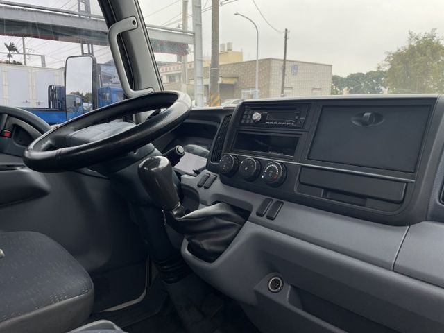 10呎半/內外裝保持良好/全車無待修/即可立即上路賺錢  第9張相片