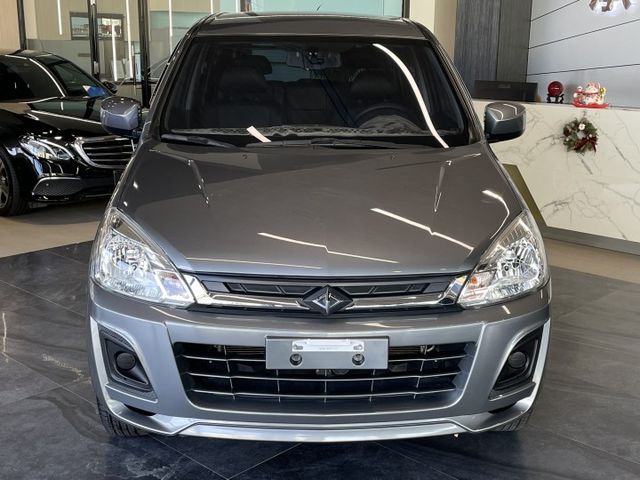 定速/後視鏡型倒車顯影/胎壓監控/後座出風口/後座前後滑移傾角調整/座椅保持完美/  第2張相片