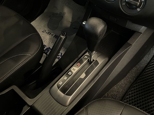 定速/後視鏡型倒車顯影/胎壓監控/後座出風口/後座前後滑移傾角調整/座椅保持完美/  第15張相片