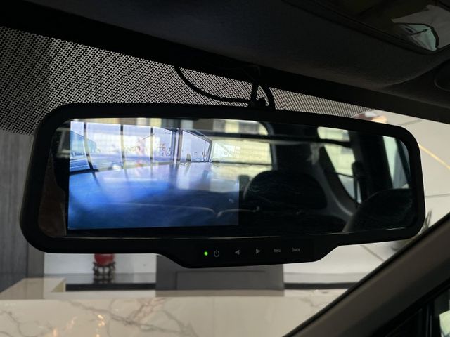 定速/後視鏡型倒車顯影/胎壓監控/後座出風口/後座前後滑移傾角調整/座椅保持完美/  第16張相片