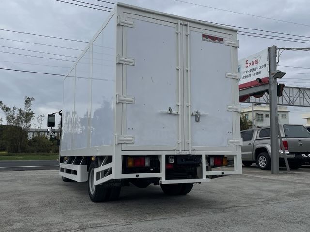 市場稀有14呎鐵箱/視野輔助/倒車雷達/內外裝保持狀況良好/全車無待修  第5張相片