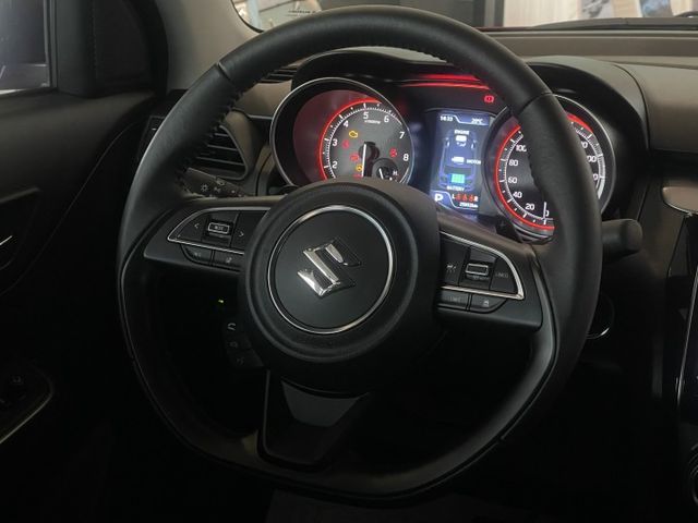 GLX版/年均8600公里/ACC跟車/車偏/防滑/盲點/倒車顯影/換檔撥片/I-KEY/原廠保固中  第14張相片