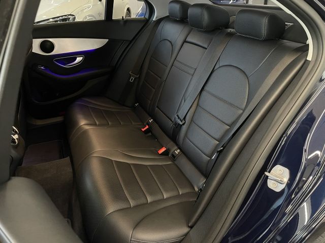 總代理/AMG外觀套件/23P駕駛輔助/車偏警示/自動停車/雙前電動記憶椅/倒車顯影/盲點/摸門/  第7張相片