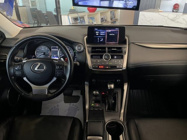 一年僅跑7500/豪華版/ACC/盲點/車偏/倒車顯影/雙前電動冷熱椅/電尾門/摸門/CarPlay  第13張相片